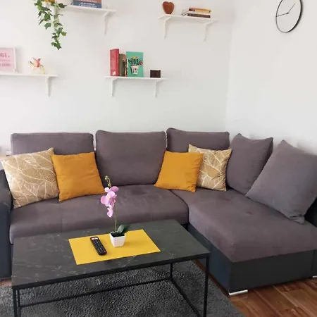 דירה Larita ויר